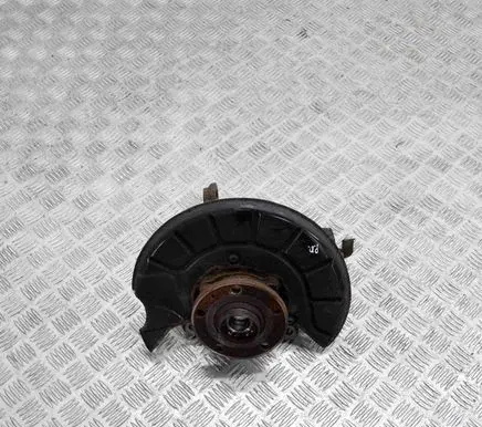 Front wheel hub