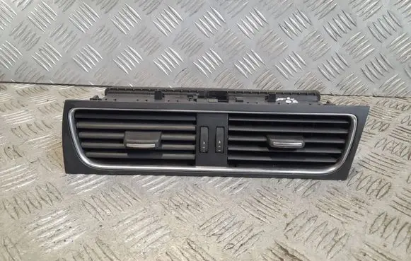 Audi A4 S4 B8 8K Dash center air vent grill 8T2820951B