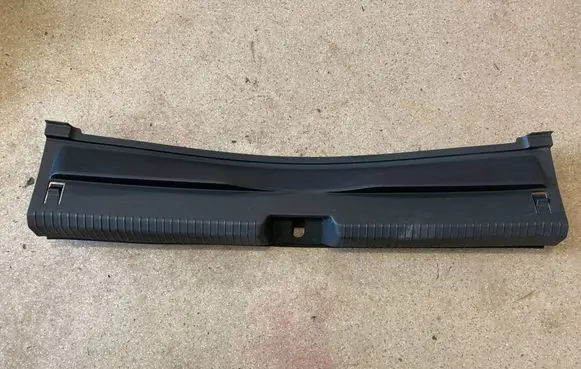 Volkswagen Golf VIII Trunk/boot sill cover protection 5H6863459C