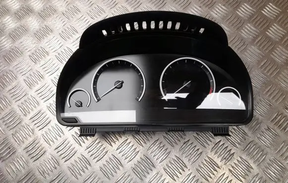 BMW 5 GT F07 Speedometer (instrument cluster) 9311654