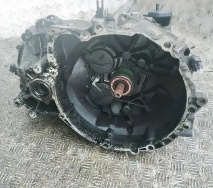 Mitsubishi Space Star Manual 5 speed gearbox 1023625