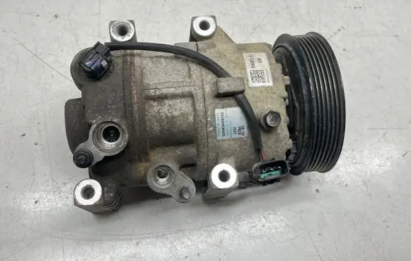 Hyundai Tucson TL Air conditioning (A/C) compressor (pump) 97701D7600 CA500NFJAA05