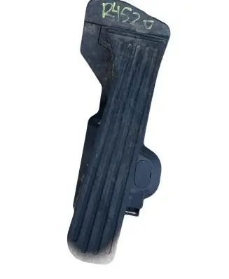 Volkswagen PASSAT B6 Accelerator throttle pedal 1K2721503M