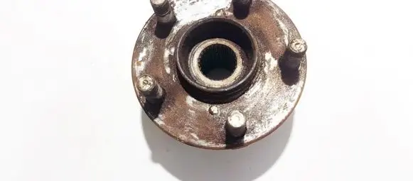 Subaru Legacy Front wheel hub