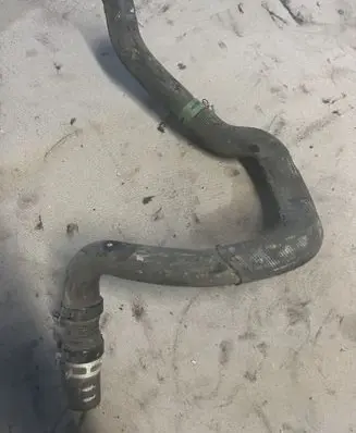 Renault Clio III Engine coolant pipe/hose