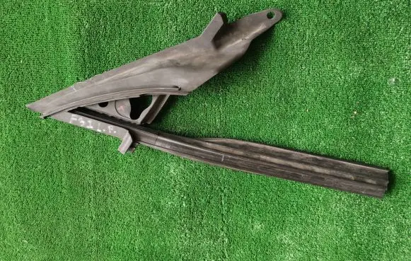 BMW 4 F32 F33 Rubber seal front coupe door 7279777