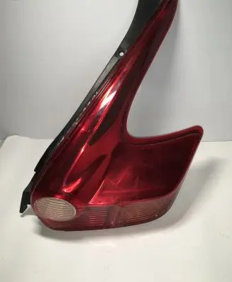 Nissan Juke I F15 Rear/tail lights