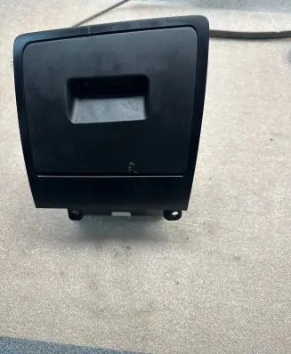 BMW 5 E60 E61 Glove box 7156225 14121810