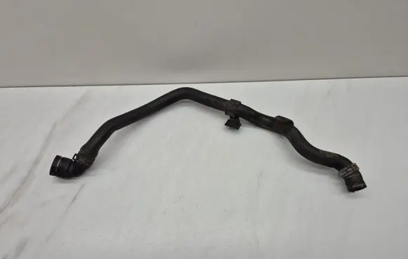 Audi Q3 8U Engine coolant pipe/hose 5N0122157AM
