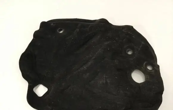 BMW 4 G22 G23 G24 G26 Engine bonnet/hood sound/heat insulation 7450019