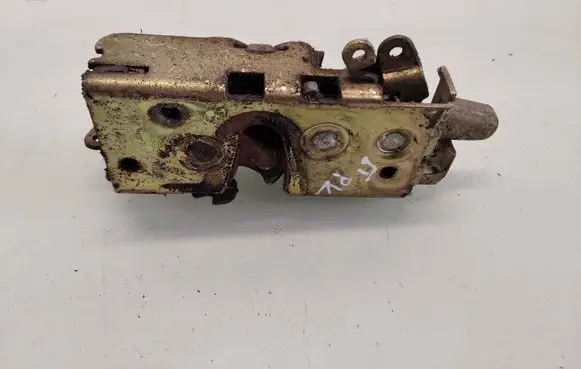 Volkswagen II LT Front door lock 