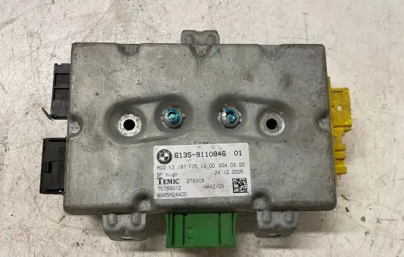 BMW 5 E60 E61 Door control unit/module 9110846