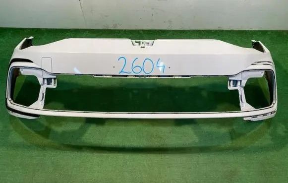 Volkswagen Golf VIII Front bumper