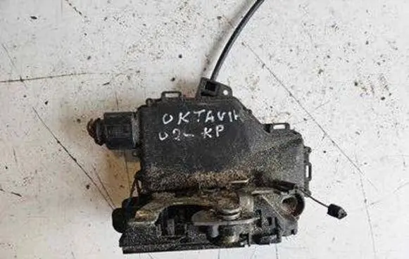 Skoda Octavia Mk1 (1U) Front door lock