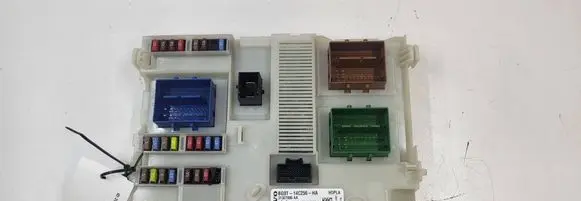Volvo V60 BSM Control unit 31327995AA BG9T14C5256HA