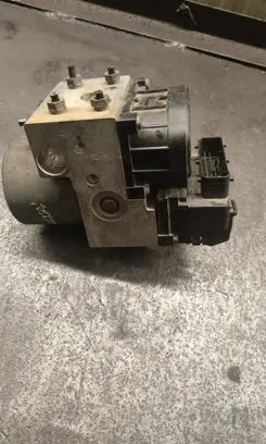 Peugeot 406 ABS Pump 9630532980 0265216543