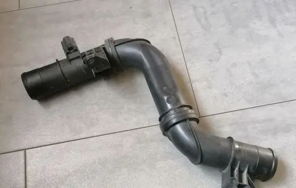Renault Trafic III (X82) Intercooler hose/pipe 144601915R 93867721 22332