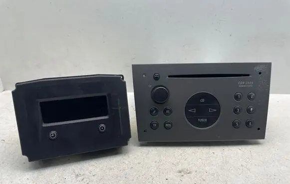 Radio/CD/DVD/GPS head unit