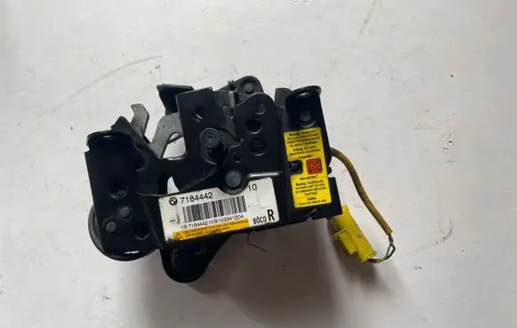 BMW 5 F10 F11 Engine bonnet/hood lock/catch 7184442