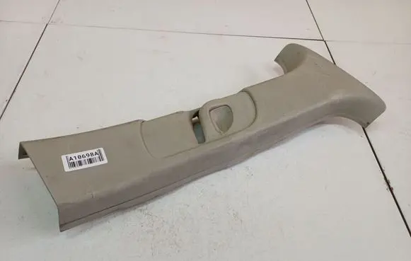 Opel Zafira A (B) pillar trim (top) 90579816
