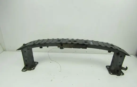 Ford Focus Front bumper support beam 