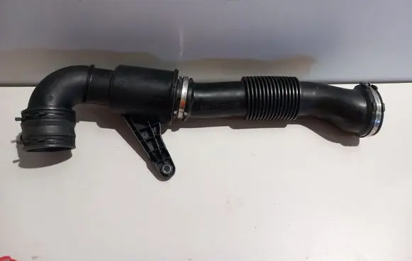 Jaguar F-Pace Air intake duct part GX739C623CA
