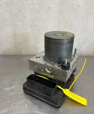 Renault Clio V Master brake cylinder