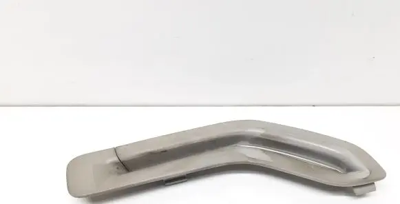 Volvo V70 Seat belt trim 1882