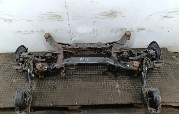 Skoda Octavia Mk2 (1Z) Rear axle beam 5N0505235M