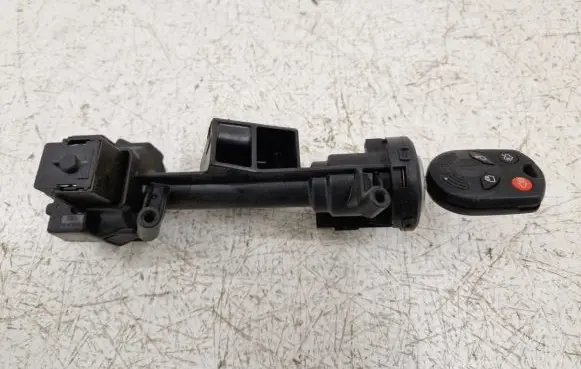 Ford C-MAX II Ignition lock GM5T15607 GM5T15607AB DG9T11572