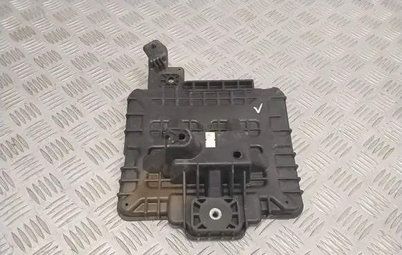 Battery bracket