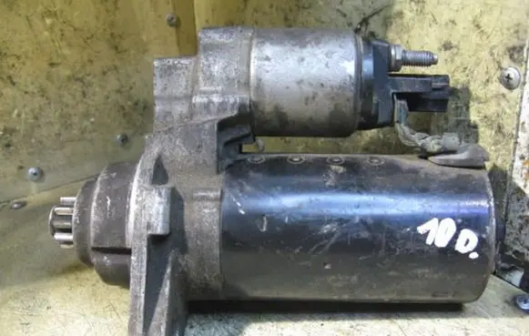 Volkswagen Touran I Starter motor 1005831311 19TDI77KW
