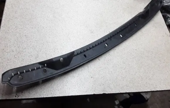 BMW X1 F48 F49 Top upper radiator support slam panel 7427124 7579542