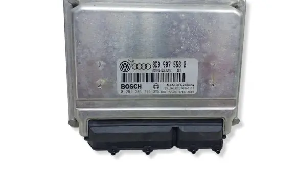 Audi A4 S4 B5 8D Engine control unit/module 8D0907558BKASACJ 8D0907558B 0261204774