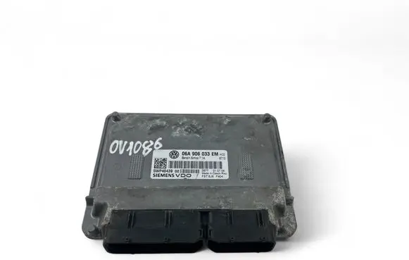 Volkswagen Golf V Engine control unit/module ECU 06A906033EM