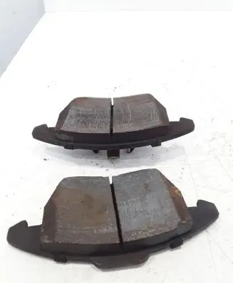 Volkswagen PASSAT B6 Brake pads (front) 