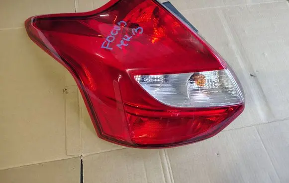 Rear/tail lights