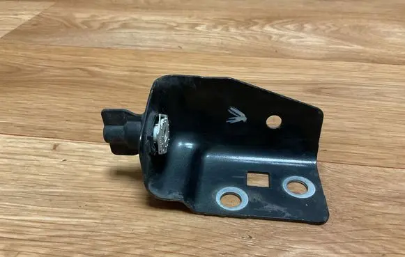 Opel Insignia A Headlight/headlamp mounting bracket