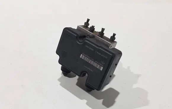Mitsubishi Grandis ABS Pump 4670a076