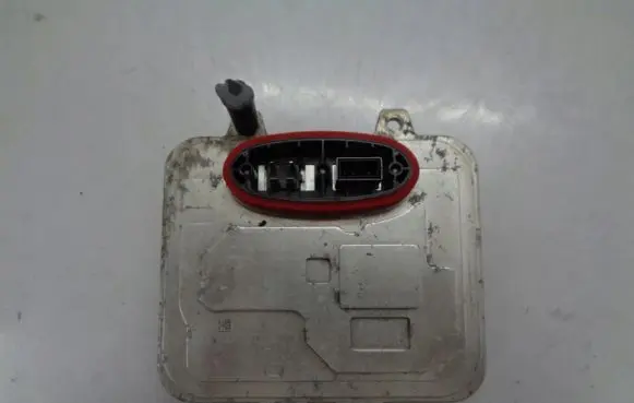 Mercedes-Benz Sprinter W906 Headlight ballast module Xenon 5DV00961040