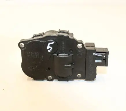 Mercedes-Benz Vito Viano W447 Air flap motor/actuator CN821002