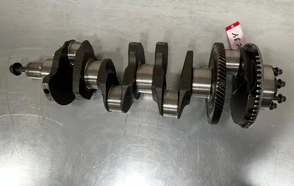 Jeep Liberty Crankshaft 2101F 05140389AA