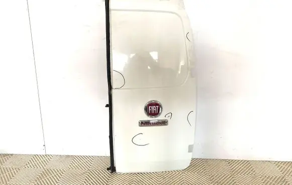 Fiat Fiorino Rear door 