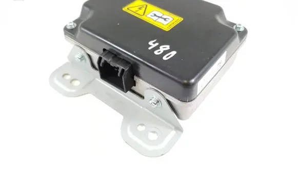 Mercedes-Benz GL X166 Voltage converter inverter A1669820020