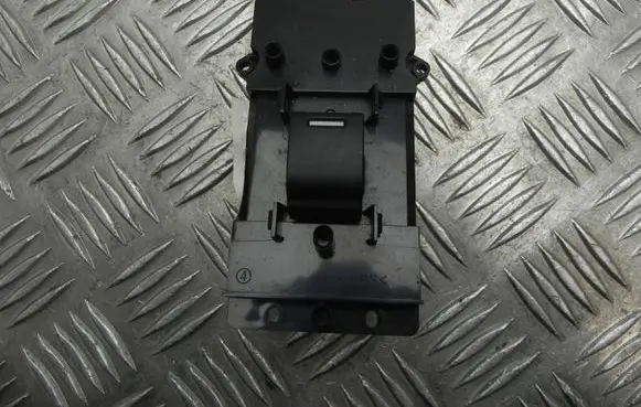 Honda Civic IX Electric window control switch 83590TV1E0200GGM T9490