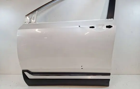 Honda CR-V Front door 