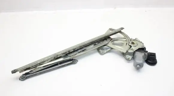Lexus GS 300 350 430 450H Front door electric window regulator 8572030330