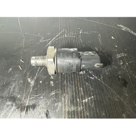 Volvo XC90 Fuel pressure sensor 0281002527