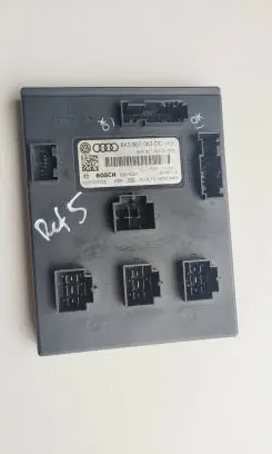 Audi A4 S4 B8 8K Comfort/convenience module 8K0907063DC F005V01206