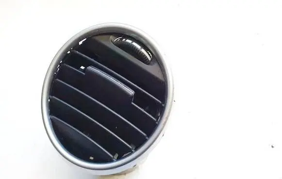 Mercedes-Benz GL X164 Dash center air vent grill